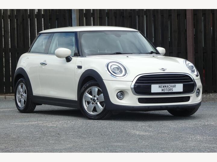 MINI Hatch 1.5 Cooper Classic Euro 6 (s/s) 3dr