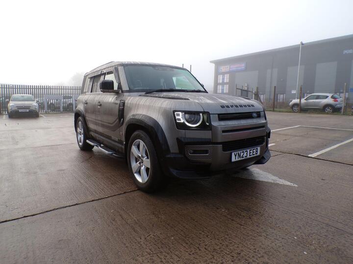Land Rover Defender 110 3.0 D300 MHEV X-Dynamic HSE Auto 4WD Euro 6 (s/s) 5dr