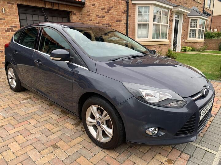 Ford Focus 1.6 Zetec Euro 5 5dr