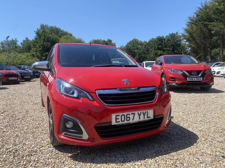 Peugeot 108 1.2 PureTech Collection Top! Euro 6 5dr