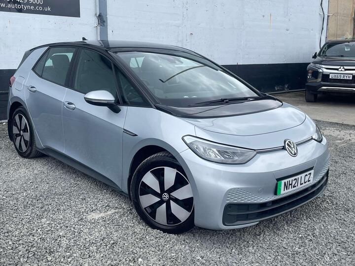 Volkswagen ID.3 Pro Performance 58kWh Life Auto 5dr