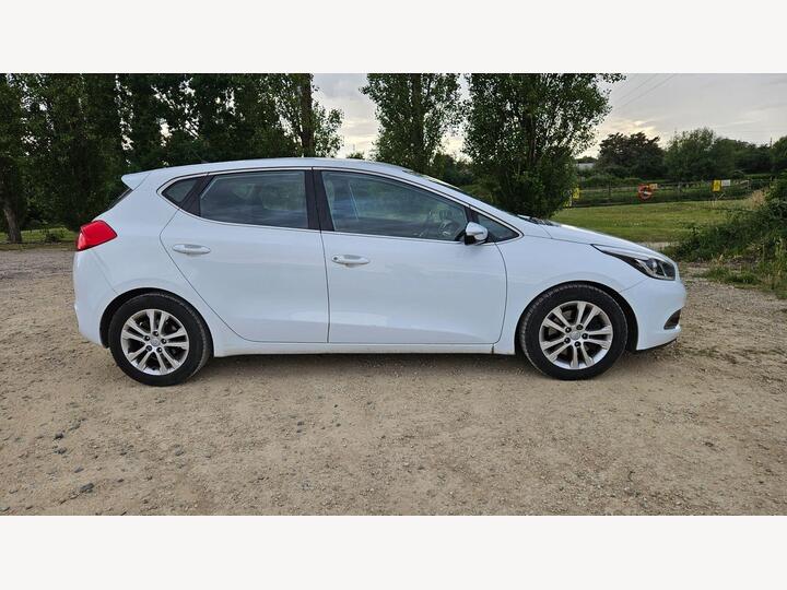 Kia Ceed 1.6 CRDi EcoDynamics 2 Euro 5 (s/s) 5dr
