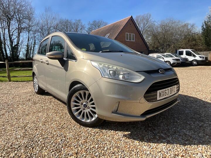 Ford B-Max 1.6 TDCi Titanium Euro 5 5dr