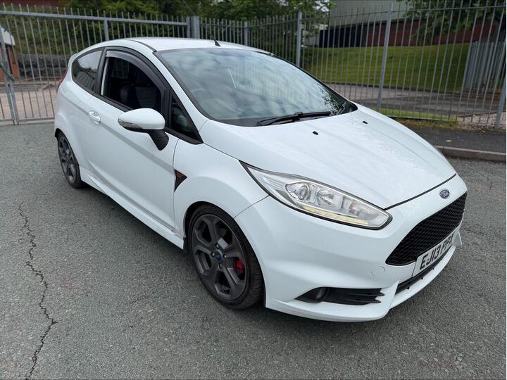 Ford Fiesta 1.6T EcoBoost ST-2 Euro 5 3dr
