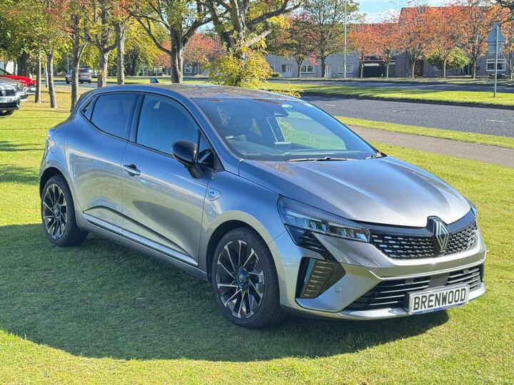 Renault Clio 1.6 E-TECH Esprit Alpine Auto Euro 6 (s/s) 5dr Renault Clio 1.6 E-TECH Esprit Alpine Auto Euro 6 (s/s) 5dr