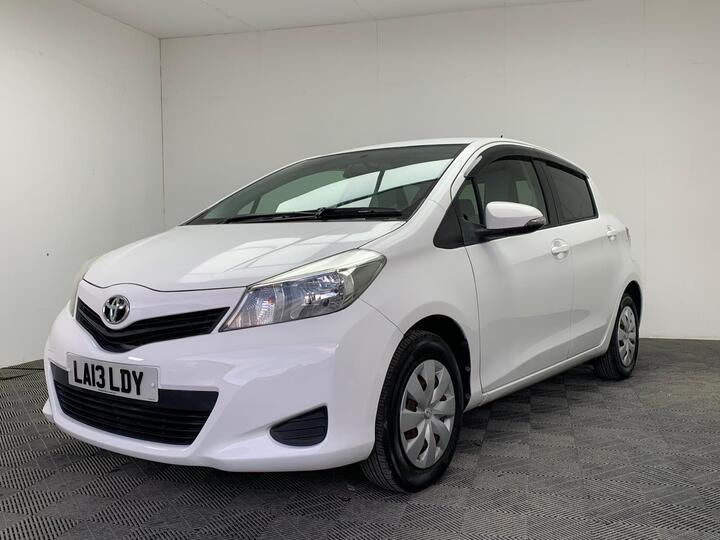 Toyota Yaris 1.33 Dual VVT-i TR Hatchback 5dr Petrol Multidrive S Euro 5 (101 Ps)