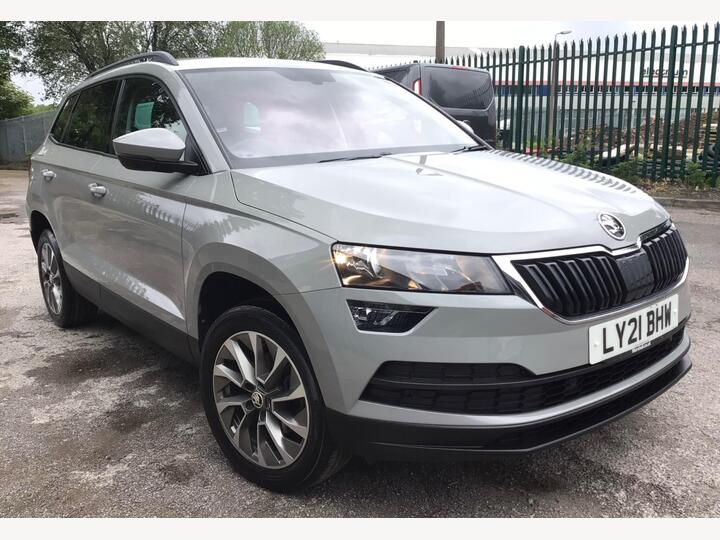 Skoda Karoq 1.5 TSI ACT SE Drive Euro 6 (s/s) 5dr Skoda Karoq 1.5 TSI ACT SE Drive Euro 6 (s/s) 5dr