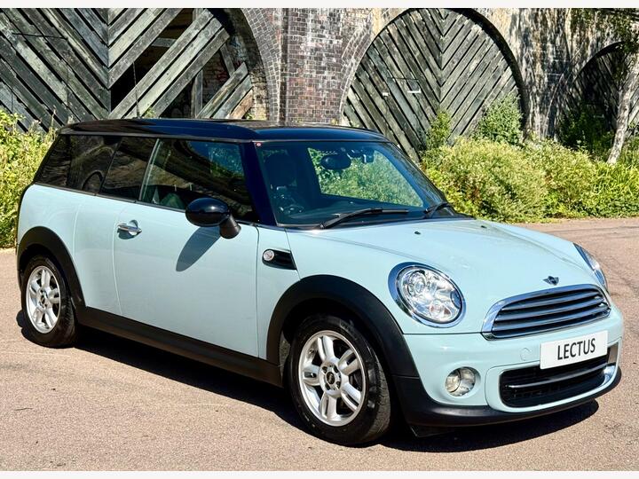 MINI Clubman 1.6 Cooper Auto 5dr