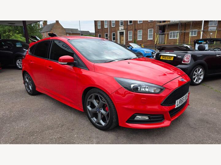 Ford Focus 2.0T EcoBoost ST-3 Euro 6 (s/s) 5dr