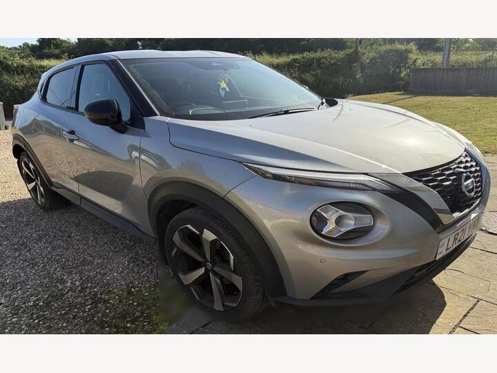 Nissan Juke 1.0 DIG-T Tekna Euro 6 (s/s) 5dr