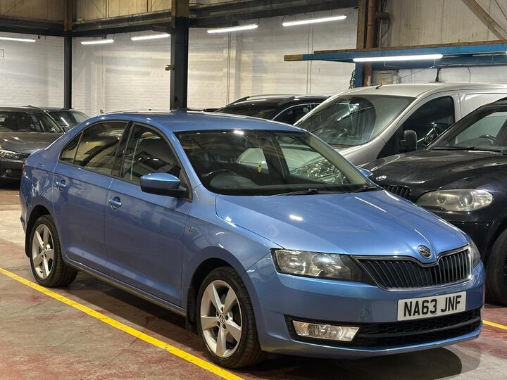 Skoda Rapid 1.6 TDI Elegance Euro 5 5dr