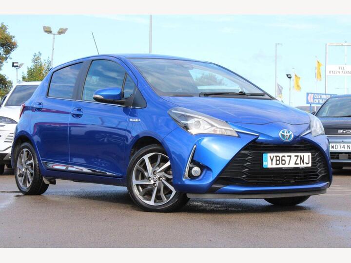 Toyota Yaris 1.5 VVT-h Excel E-CVT Euro 6 (s/s) 5dr (15in Alloy)