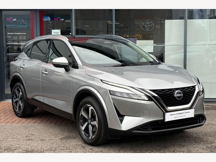 Nissan Qashqai 1.3 DIG-T MHEV N-Connecta Euro 6 (s/s) 5dr