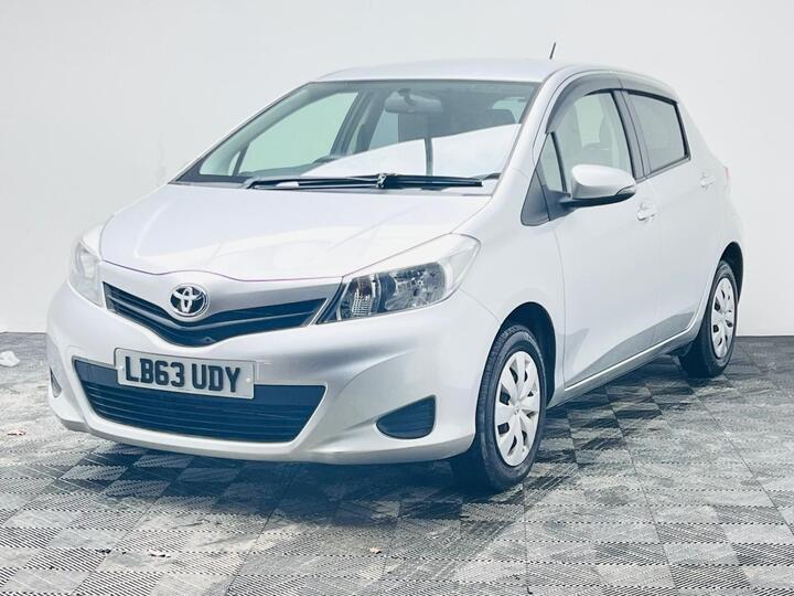 Toyota Yaris 1.33 Dual VVT-i TR Multidrive S Euro 5 5dr