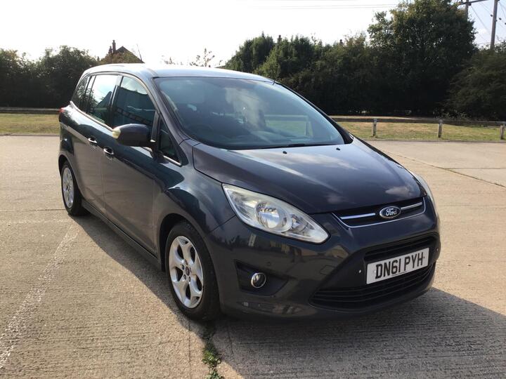 Ford Grand C-Max 1.6 Zetec Euro 5 5dr Ford Grand C-Max 1.6 Zetec Euro 5 5dr