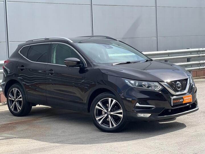 Nissan QASHQAI 1.5 DCi N-Connecta Euro 6 (s/s) 5dr