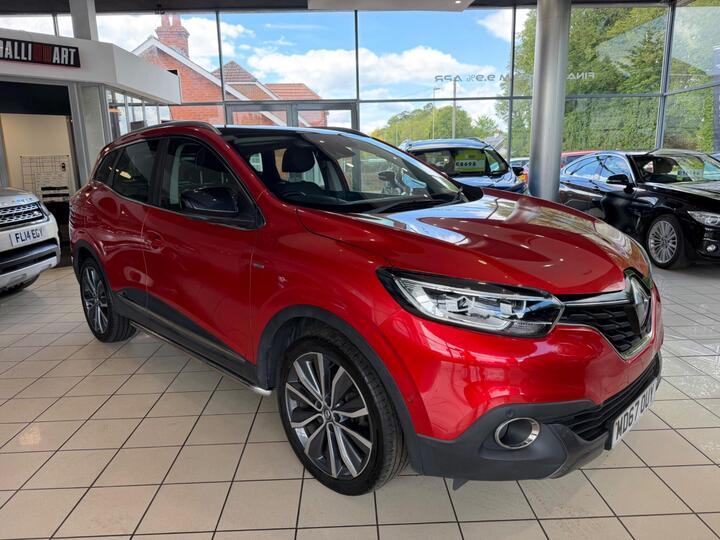 Renault Kadjar 1.5 DCi Signature Nav Euro 6 (s/s) 5dr Renault Kadjar 1.5 DCi Signature Nav Euro 6 (s/s) 5dr