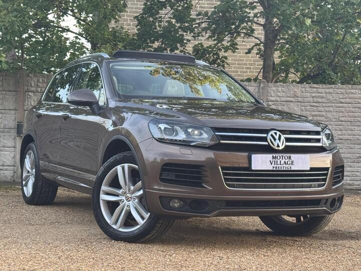 Volkswagen Touareg 3.0 TDI V6 BlueMotion Tech R-Line Tiptronic 4WD Euro 5 (s/s) 5dr