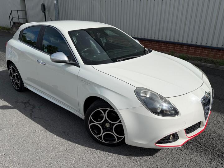 Alfa Romeo Giulietta 1.4 TB MultiAir Veloce Euro 5 (s/s) 5dr