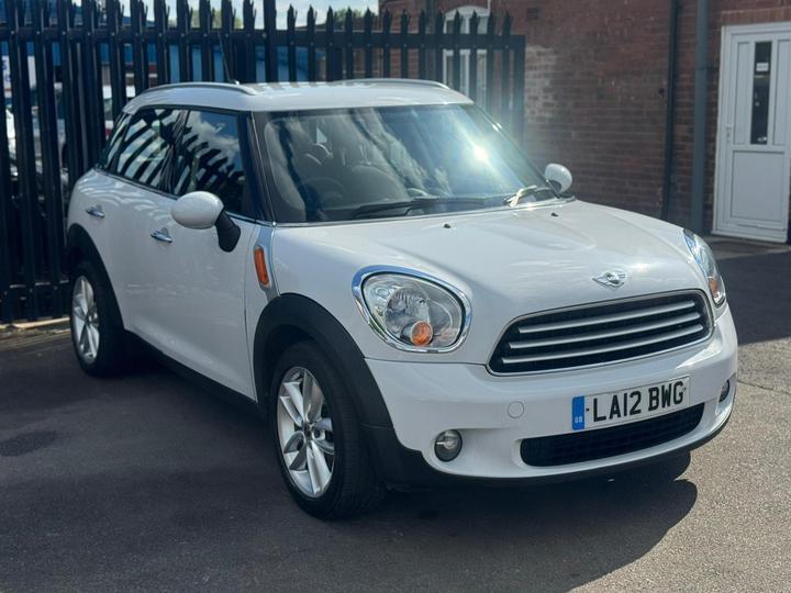 MINI Countryman 1.6 Cooper D Euro 5 (s/s) 5dr