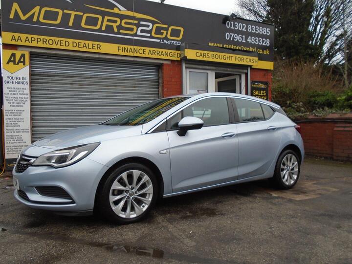 Vauxhall Astra 1.6 CDTi BlueInjection Design Euro 6 (s/s) 5dr