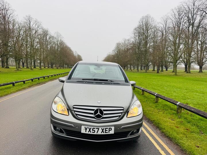 Mercedes-Benz B Class 2.0 B180 SE CVT 5dr