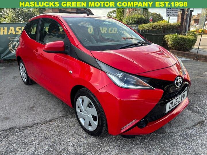 Toyota AYGO 1.0 VVT-i X-play X-shift Euro 5 5dr Euro 5