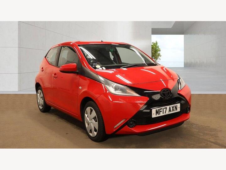Toyota AYGO 1.0 VVT-i X-play Euro 6 5dr