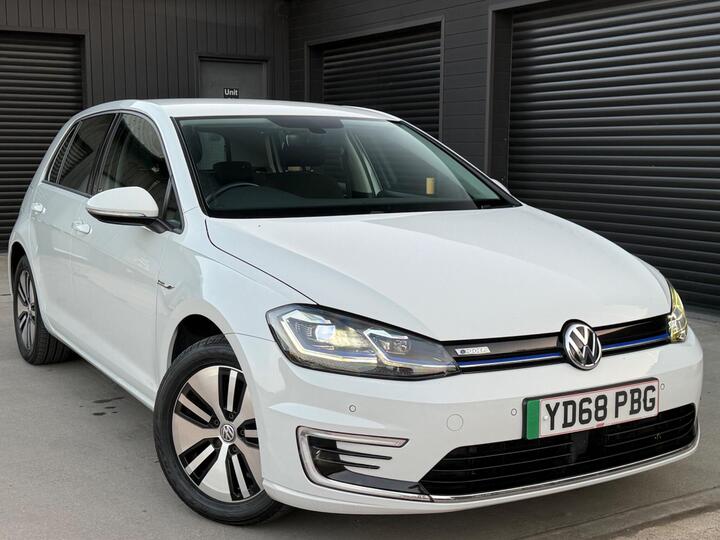 Volkswagen E-Golf 35.8kWh E-Golf Auto 5dr