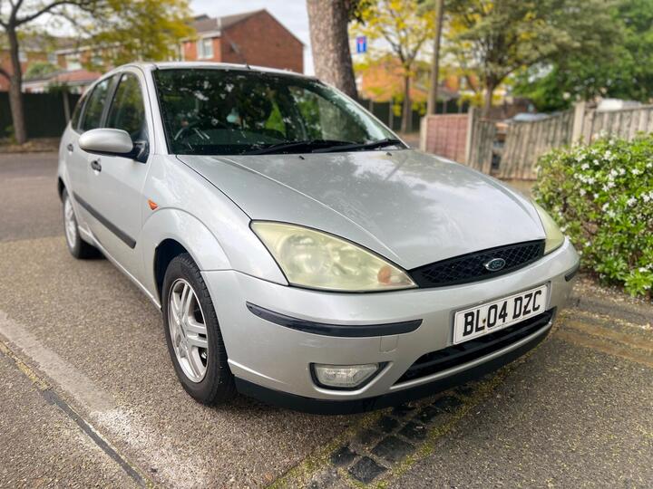 Ford Focus 1.6i 16v Zetec 5dr