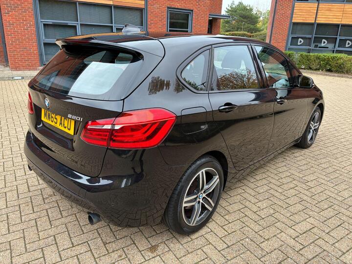 BMW 2 Series Active Tourer 2.0 220i Sport Euro 6 (s/s) 5dr BMW 2 Series Active Tourer 2.0 220i Sport Euro 6 (s/s) 5dr