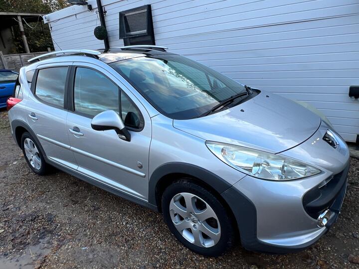 Peugeot 207 SW 1.6 HDi Outdoor 5dr Peugeot 207 SW 1.6 HDi Outdoor 5dr