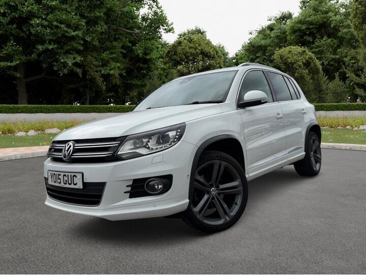 Volkswagen Tiguan 2.0 TDI BlueMotion Tech R-Line 4WD Euro 6 (s/s) 5dr Volkswagen Tiguan 2.0 TDI BlueMotion Tech R-Line 4WD Euro 6 (s/s) 5dr