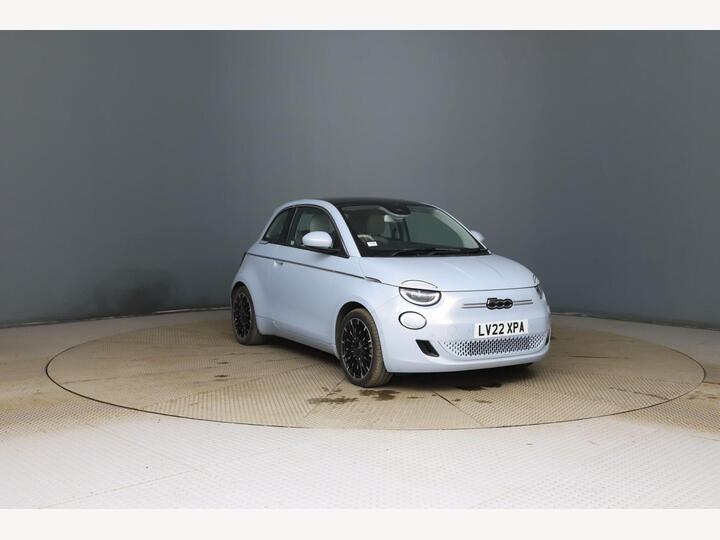 Fiat 500e 42kWh La Prima Auto 3dr
