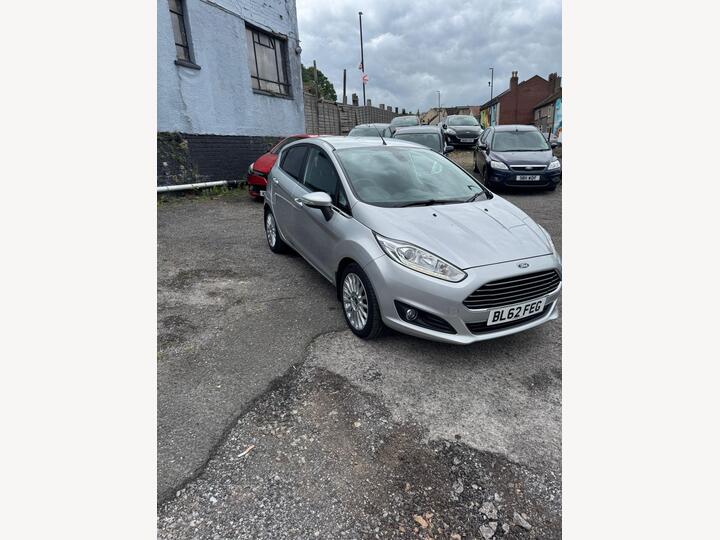 Ford Fiesta 1.0T EcoBoost Titanium Euro 5 (s/s) 5dr