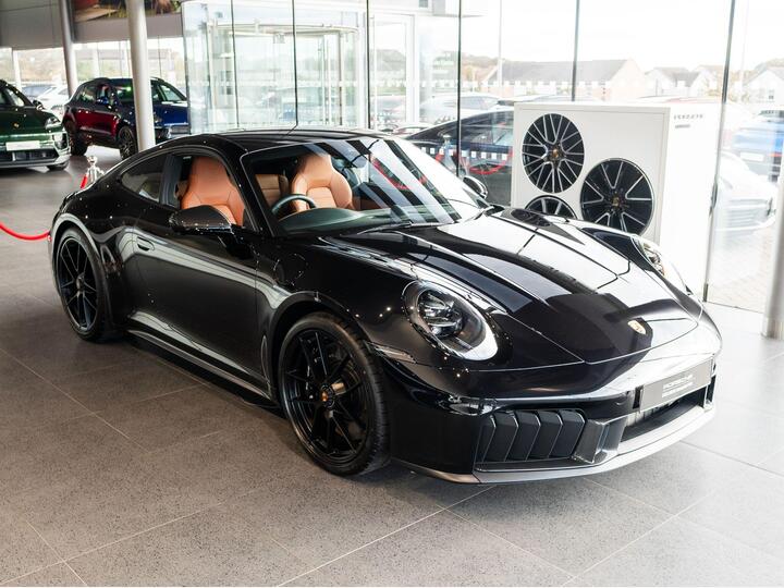Porsche 911 3.6 T-Hybrid 992 Carrera GTS PDK Euro 6 (s/s) 2dr