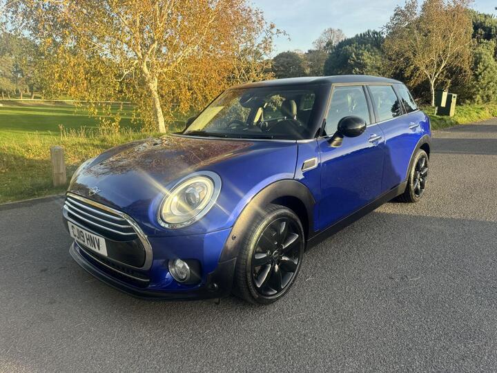 MINI CLUBMAN 1.5 Cooper Exclusive Steptronic Euro 6 (s/s) 6dr MINI CLUBMAN 1.5 Cooper Exclusive Steptronic Euro 6 (s/s) 6dr