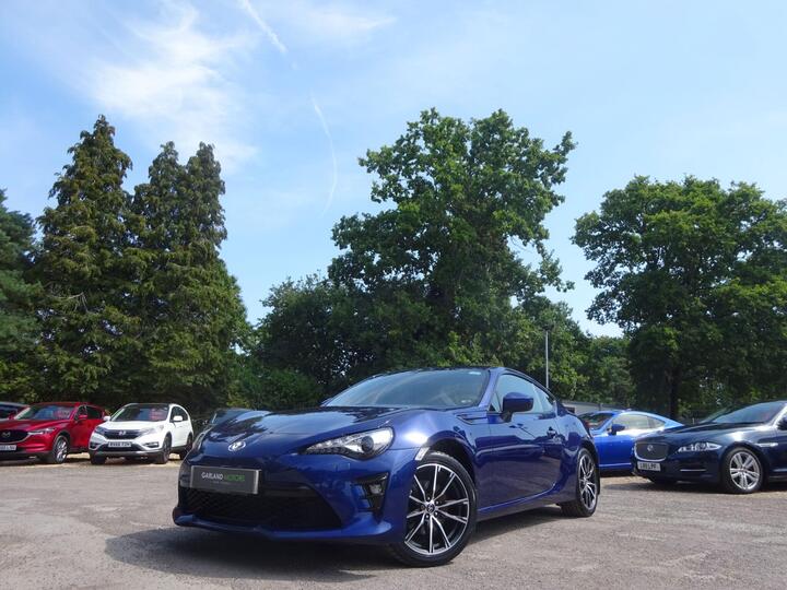 Toyota GT86 2.0 Boxer D-4S Pro Euro 6 2dr