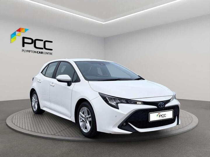 Toyota Corolla 1.8 VVT-h Icon Tech CVT Euro 6 (s/s) 5dr