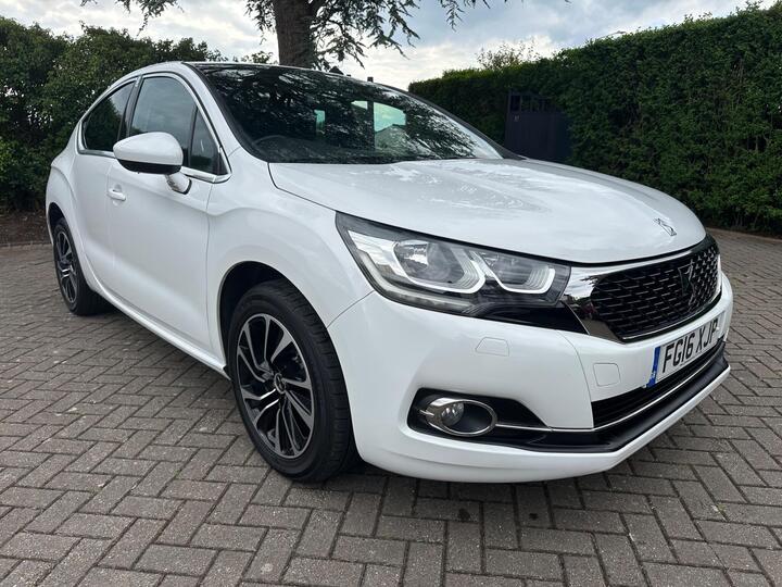 DS AUTOMOBILES DS 4 1.2 PureTech Elegance Euro 6 (s/s) 5dr DS AUTOMOBILES DS 4 1.2 PureTech Elegance Euro 6 (s/s) 5dr