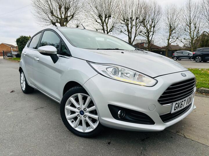 Ford Fiesta 1.0T EcoBoost Titanium Euro 6 (s/s) 5dr