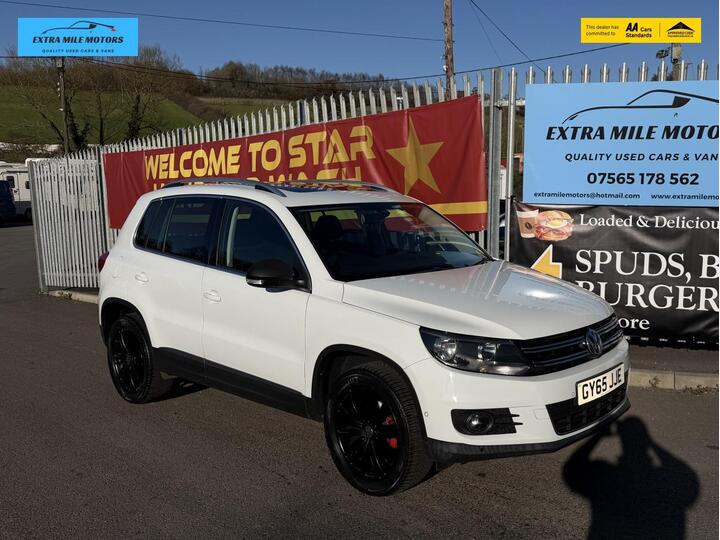 Volkswagen Tiguan 2.0 TDI BlueMotion Tech Match Edition 4WD Euro 6 (s/s) 5dr Volkswagen Tiguan 2.0 TDI BlueMotion Tech Match Edition 4WD Euro 6 (s/s) 5dr