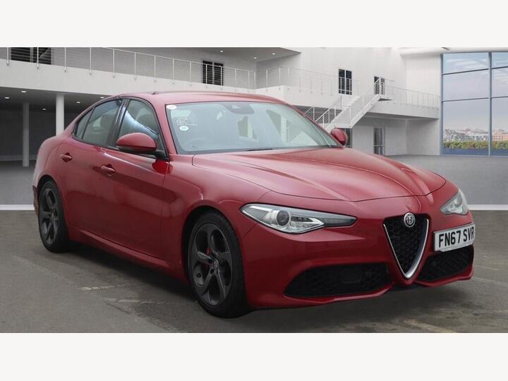 Alfa Romeo Giulia 2.2 TD Speciale Auto Euro 6 (s/s) 4dr