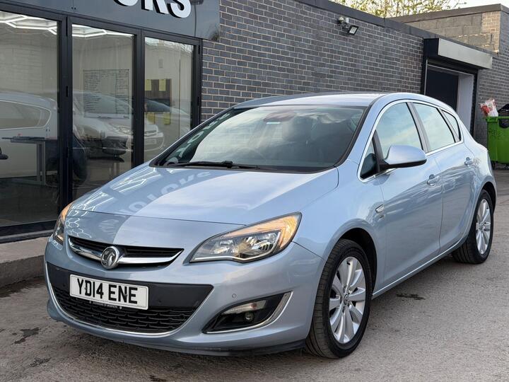 Vauxhall Astra 2.0 CDTi EcoFLEX Elite Euro 5 (s/s) 5dr