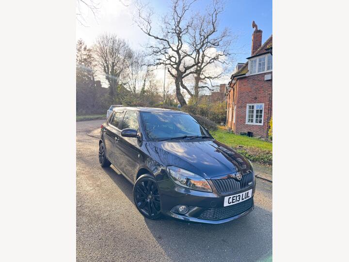 Skoda Fabia 1.4 TSI VRS S2000 DSG Euro 5 5dr Skoda Fabia 1.4 TSI VRS S2000 DSG Euro 5 5dr