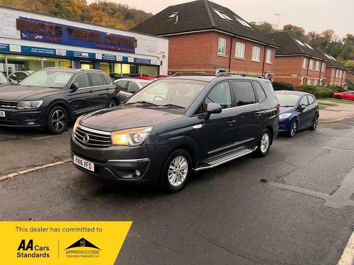 SsangYong Turismo 2.2D EX T-Tronic Euro 6 5dr