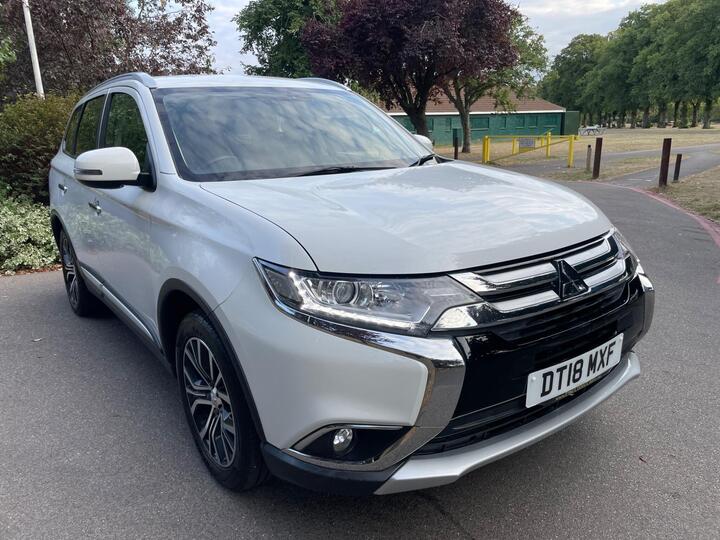 Mitsubishi Outlander 2.2 DI-D 3 Auto 4WD Euro 6 5dr