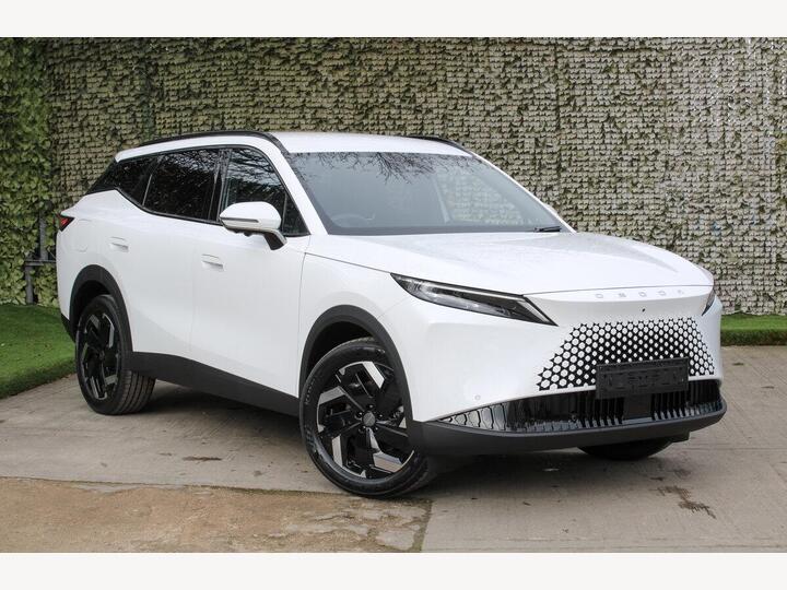 OMODA 7 SHS 1.5T SHS 18.4kWh Knight DHT1 Euro 6 (s/s) 5dr
