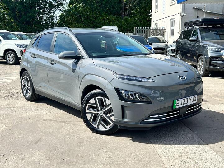 Hyundai KONA 39kWh Premium Auto 5dr (10.5kW Charger)