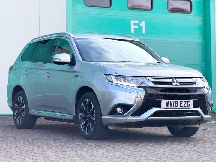 Mitsubishi Outlander 2.0h 12kWh 5h CVT 4WD Euro 6 (s/s) 5dr